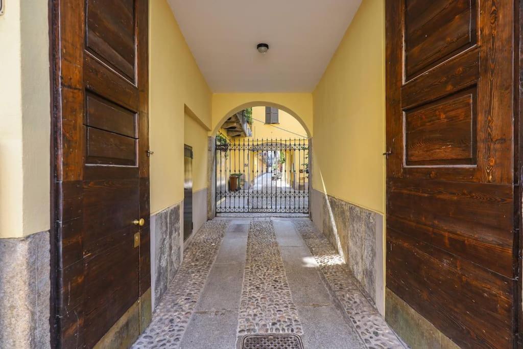 Cozy Loft Navigli, Close To Duomo And Bocconi - Italy Flat Vacation Milán Exterior foto